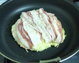 A picture of step 4 of Fluffy Kansai-Style Okonomiyaki with Cabbage and Nagaimo.