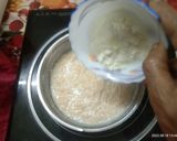A picture of step 1 of Semiya Kheer.