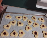 Foto del paso 3 de la receta: Galletitas con corazón de mermelada (para San Valentín)
