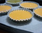 A picture of step 6 of Easy and Moist Madeleines.
