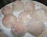 A picture of step 8 of Original Apricot Daifuku.