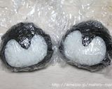 A picture of step 5 of Penguin Onigir Rice Balls.