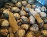 Foto del paso 8 de la receta: "Fideus rossos amb escupinyas" (Fideos dorados con berberechos)