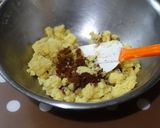 A picture of step 9 of "Kumahiko" Bear Icebox Cookie.