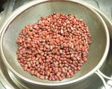 A picture of step 3 of Chunky Adzuki Bean Paste and Zenzai Red Bean Soup.
