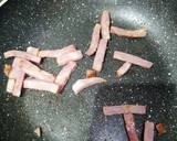 Foto del paso 2 de la receta: Ensalada de brócoli con bacon y pasas