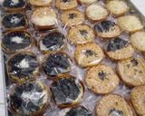 Foto langkah ke 6 dari resep Martabak Mini (Terbul Mini) resep ce Tintin Rayner.