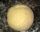 Foto del paso 2 de la receta: Medialunas de manteca caseritas y fáciles!
