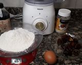 Foto del paso 1 de la receta: Galletitas de vainilla Sin azúcar y sin manteca