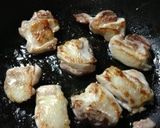 A picture of step 3 of Easy Spinach and Chicken in Cream Sauce.