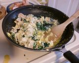 A picture of step 4 of Turkey and Spinach Breakfast Burrito.