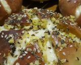 Foto langkah ke 7 dari resep Korean Garlic Cheese Bread Ekonomis.