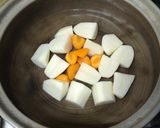 A picture of step 2 of Cheese and Soy Milk Hot Pot.