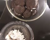A picture of step 2 of Oreo shake.