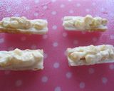 A picture of step 3 of Chikuwa Fishcake Sticks with Mayonnaise and Corn.