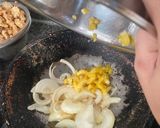 Foto langkah ke 4 dari resep Ayam asam manis instan.