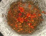 A picture of step 2 of Spicy Guacamole.