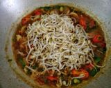 Foto langkah ke 9 dari resep Cumi toge saos tiram.