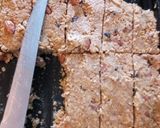 A picture of step 5 of Easy muesli and peanut butter breakfast bars.