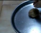 A picture of step 4 of Jack fruit seeds holige.