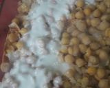 A picture of step 8 of Fatteh with Yogurt and Chickpeas.