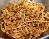 A picture of step 1 of Chowmein tikkis.