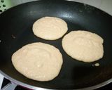 Foto langkah ke 5 dari resep Carrot Pancakes (pancake wortel).