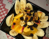 Foto del paso 5 de la receta: Desayuno con frutas frescas y frutos secos 😋
