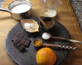Foto langkah ke 1 dari resep Crazy Hot Chocolate.