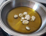 Foto del paso 2 de la receta: Conejo al ajillo