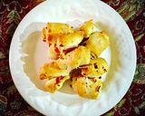 Foto del paso 5 de la receta: Cuernitos de mortadela y ajo