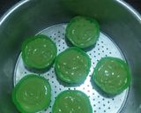 Foto langkah ke 5 dari resep Bolu Pandan Kukus.