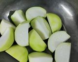 A picture of step 1 of Tinda pulav.