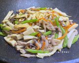 豆皮肉絲炒鮮蔬的食譜步驟4照片