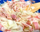 A picture of step 4 of Bacon & Onion Roll.