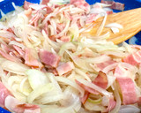 A picture of step 4 of Bacon & Onion Roll.