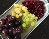 Foto langkah ke 2 dari resep Rujak Asinan Wild Berry.