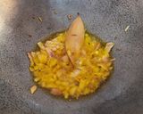 A picture of step 3 of Cabbage matar curry.