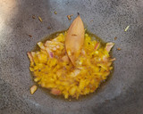 A picture of step 3 of Cabbage matar curry.