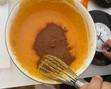 Foto del paso 4 de la receta: Bizcocho cebra 🦓 de zanahoria y chocolate para el almuerzo del cole