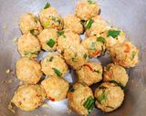 A picture of step 2 of Veg Manchurian.