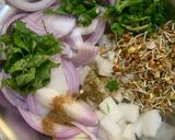 A picture of step 2 of Microgreens sprouts Salad.