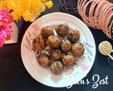 A picture of step 4 of Til Gul Laddoos or Sesame Jaggery Laddoos.