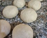 Foto del paso 4 de la receta: Pan de queso sin horno