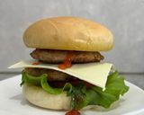 Foto langkah ke 5 dari resep Burger Ayam 🤍✨.
