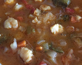 Foto del paso 10 de la receta: Sopa de verduras con rape y gambas