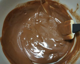 Foto del paso 4 de la receta: Tarta de chocolate con leche