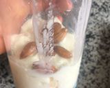 A picture of step 1 of Eatclean/ Smoothie Bowl (Yogurt, Banana, Mango, Dragon Fruit, Almonds, Granola).
