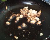 A picture of step 4 of Chicken fajita pizza.