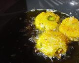 आलू साबूदाना वड़ा (Aloo sabudana vada recipe in Hindi) रेसिपी चरण 4 फोटो